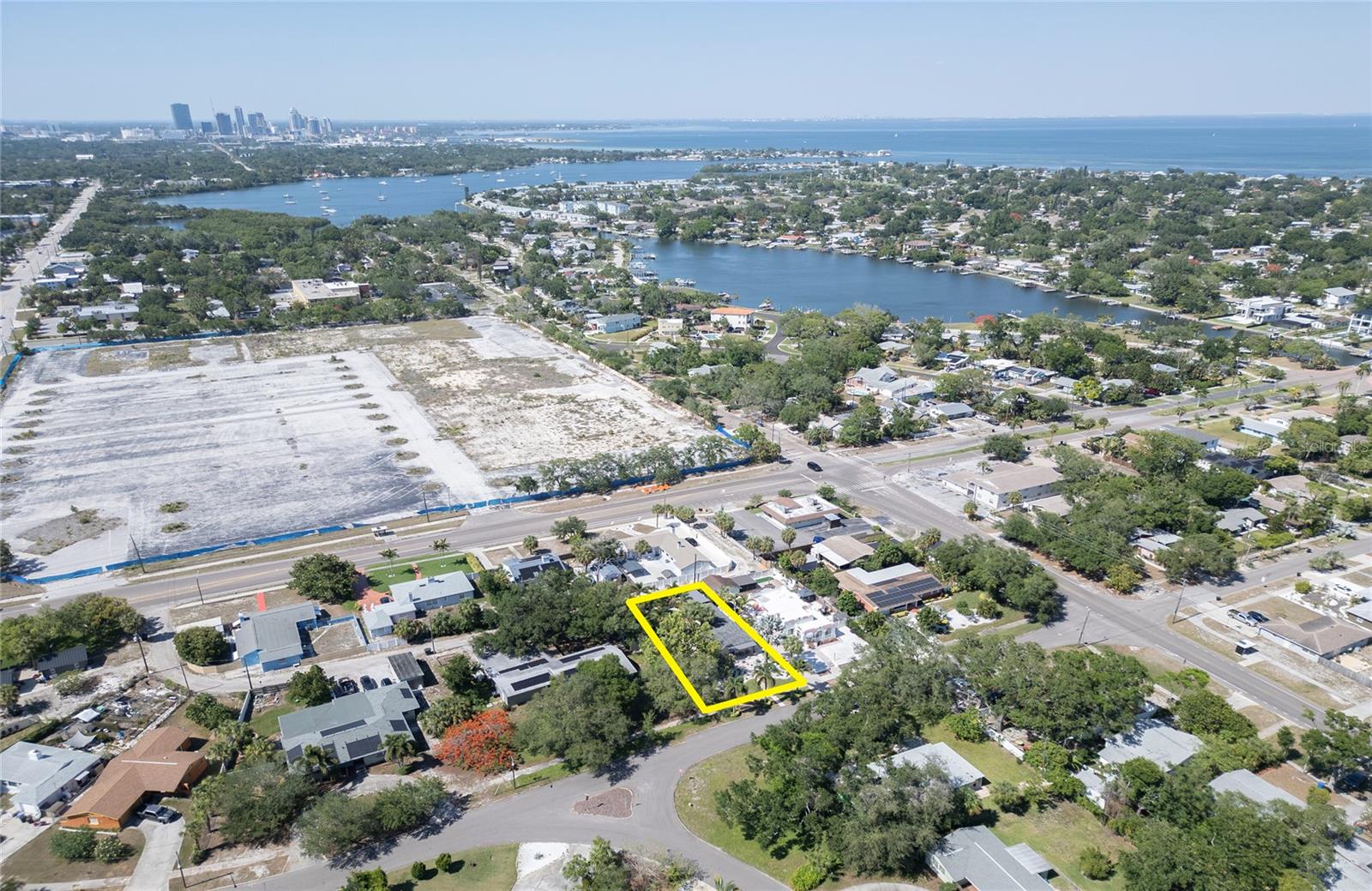 425 46TH AVE S, ST PETERSBURG, FL, 33705