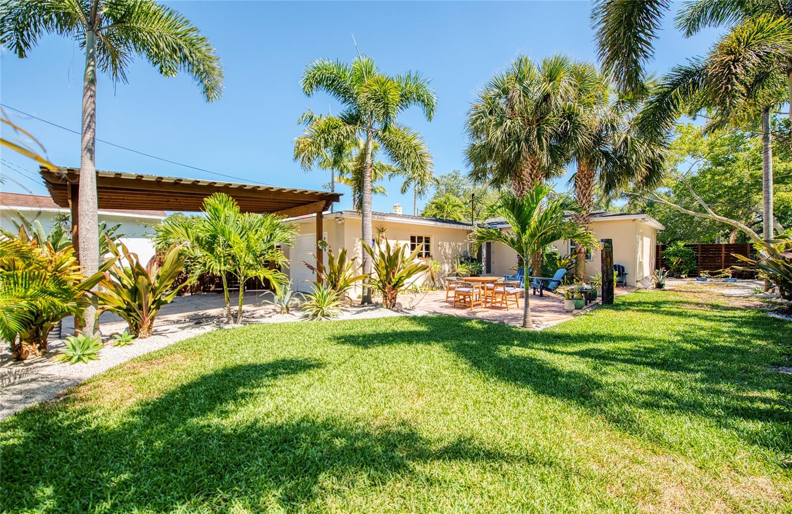 425 46TH AVE S, ST PETERSBURG, FL, 33705