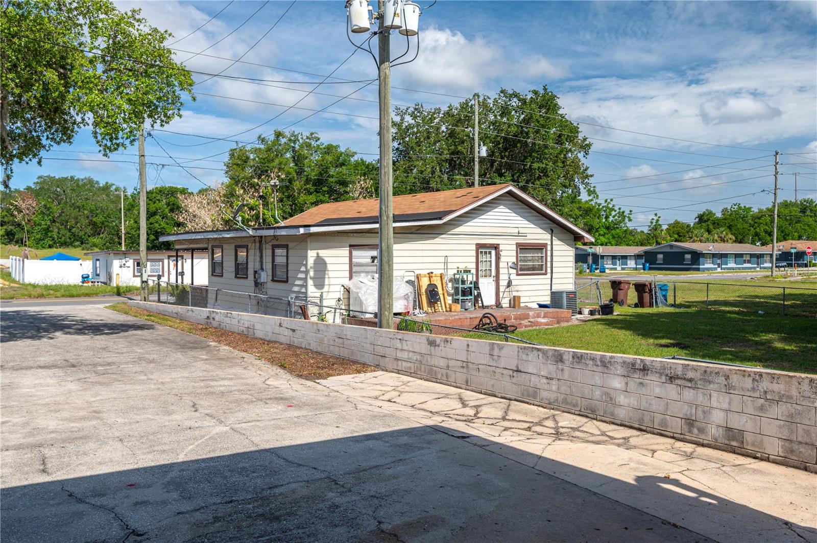 126 STATE ROAD 60 W, LAKE WALES, FL, 33853