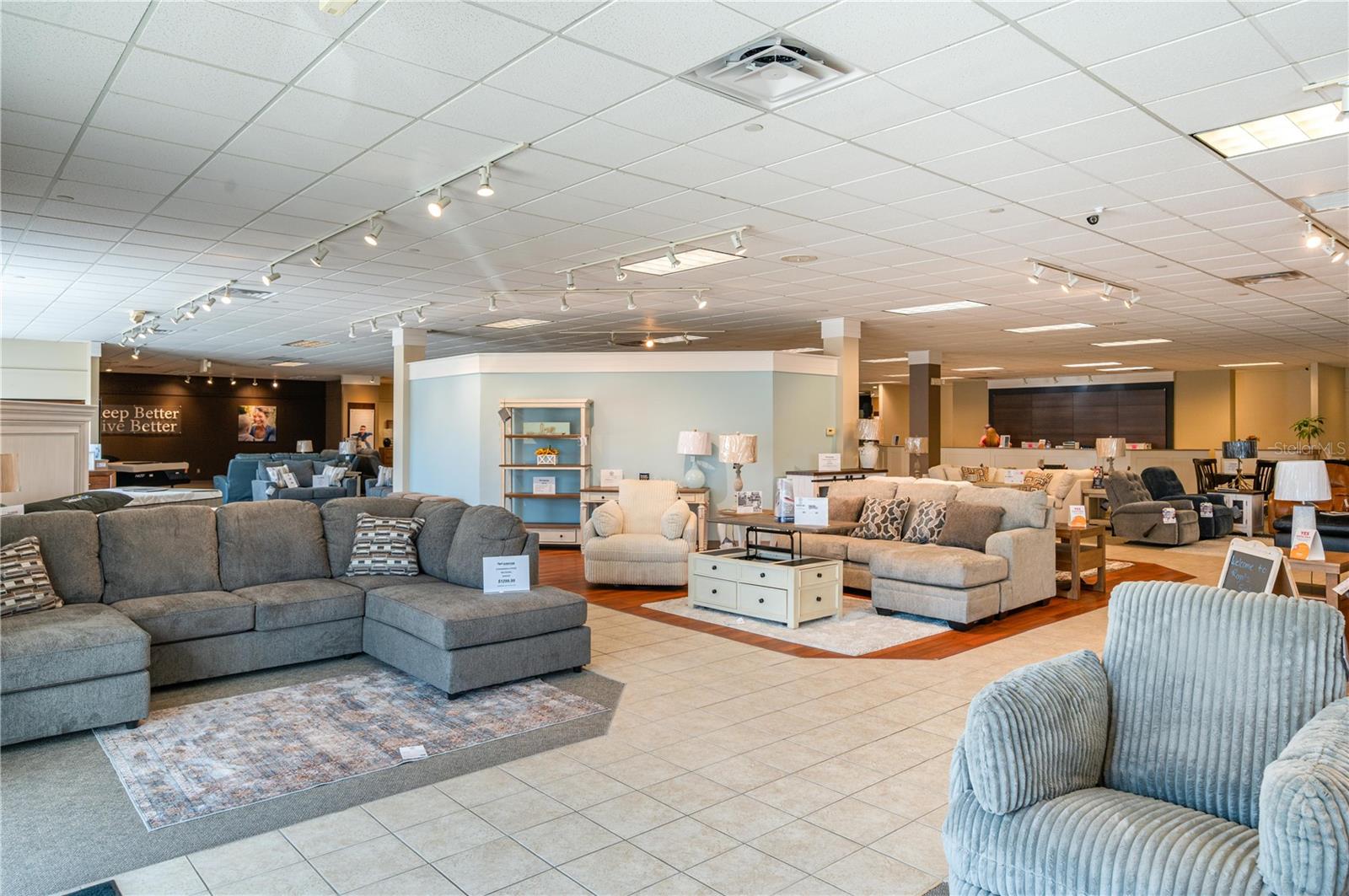 126 STATE ROAD 60 W, LAKE WALES, FL, 33853
