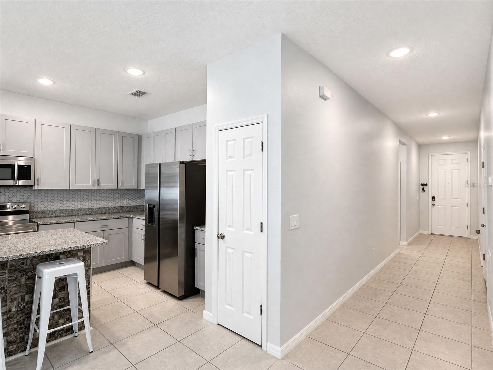 1622 WAY OF PEACE LN, MASCOTTE, FL, 34753