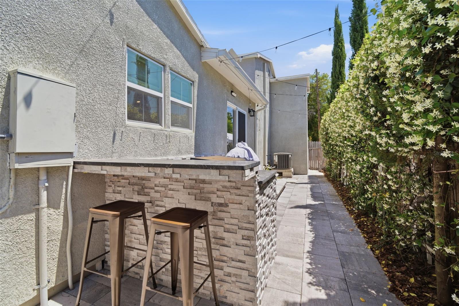 3105 JACKSON ST N, ST PETERSBURG, FL, 33704