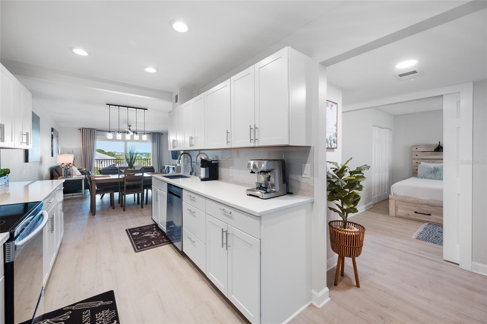 3100 GULF BLVD #132, BELLEAIR BEACH, FL, 33786