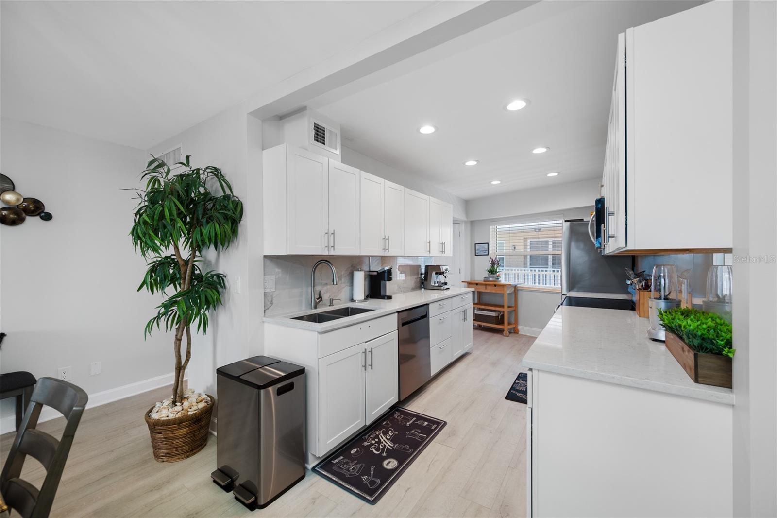 3100 GULF BLVD #132, BELLEAIR BEACH, FL, 33786