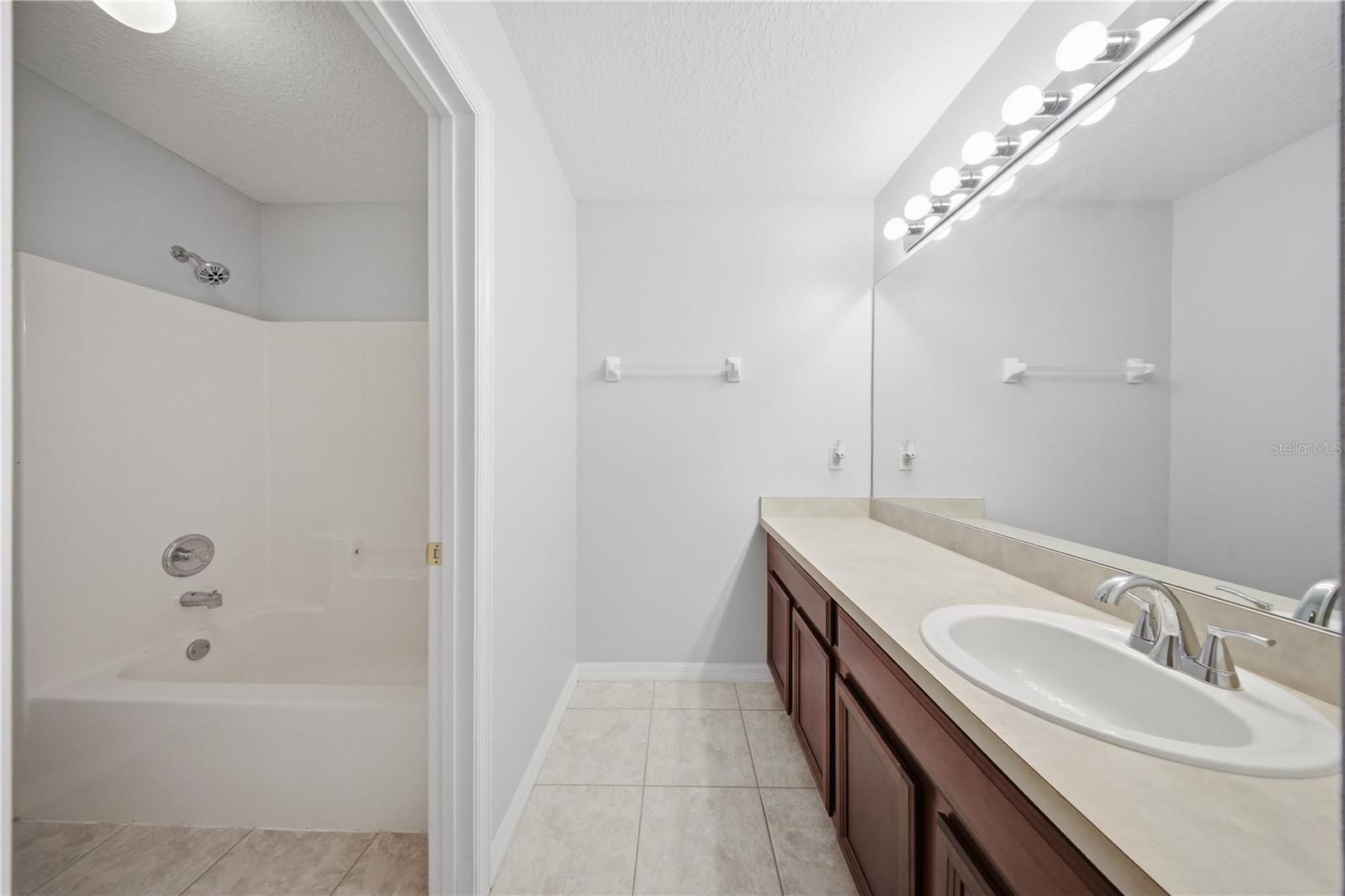 2142 BRANDYWINE FALLS WAY, ORLANDO, FL, 32824