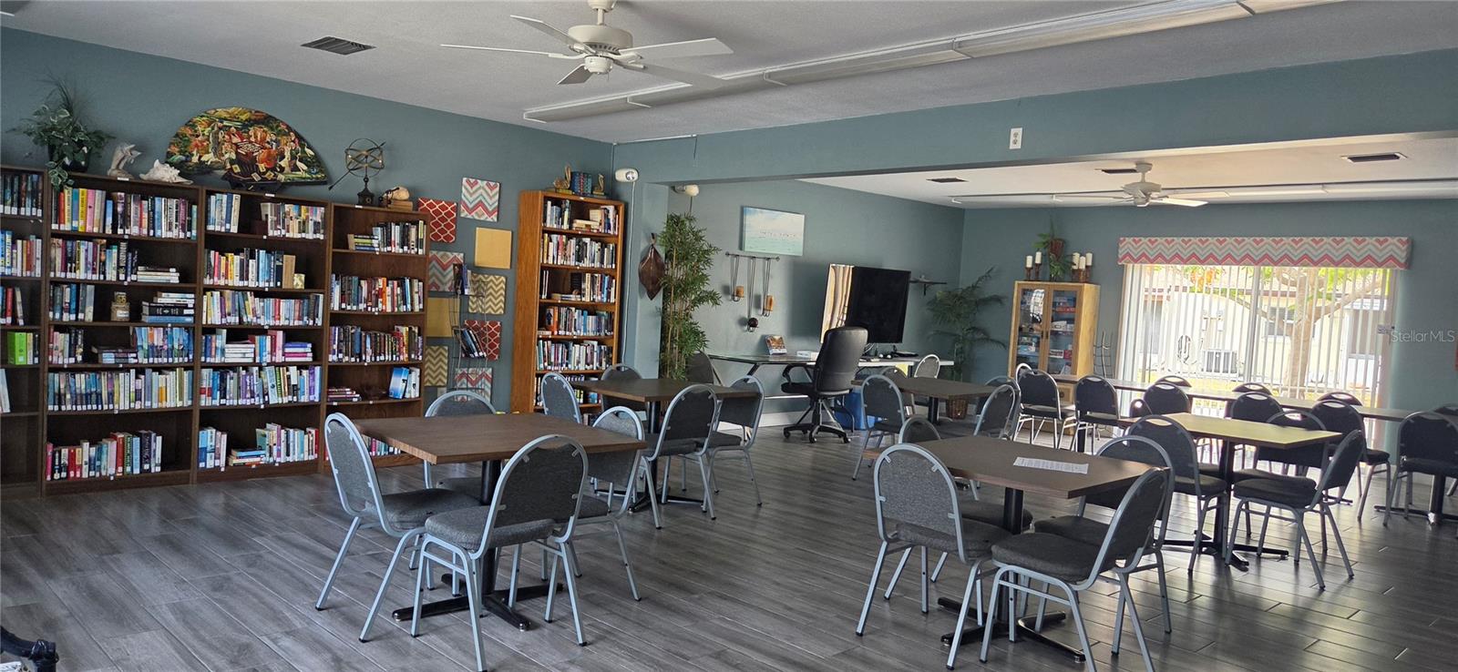 2802 SWIFTON DR #V102, SARASOTA, FL, 34231