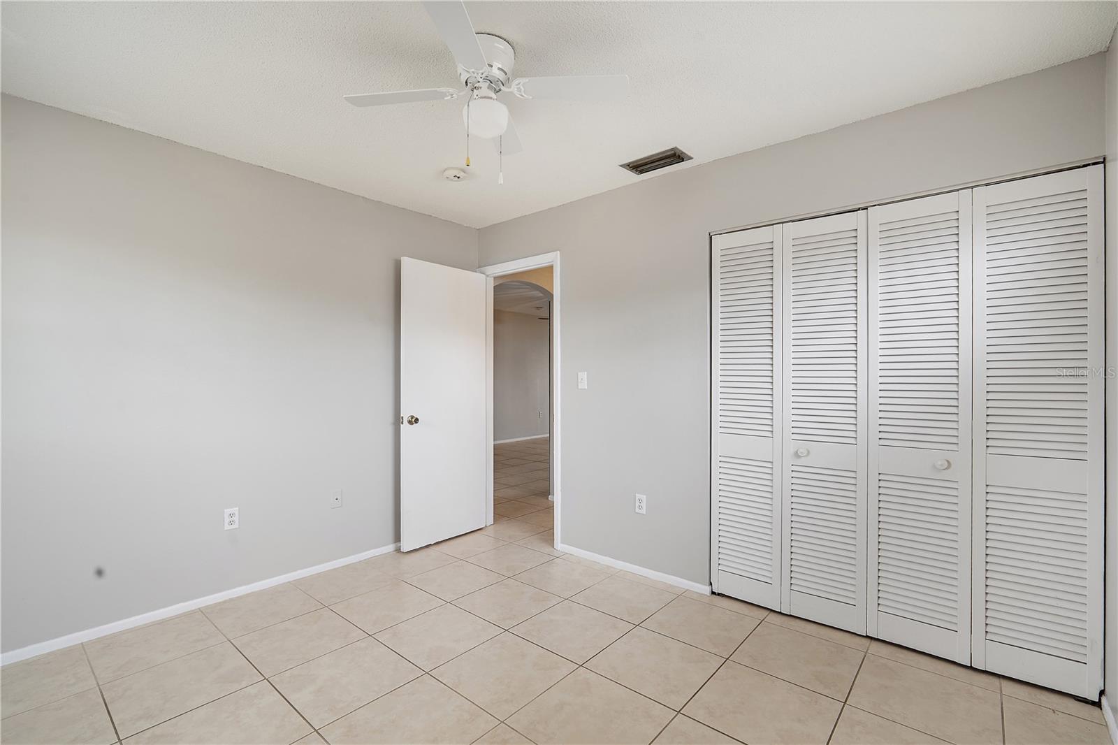 2802 SWIFTON DR #V102, SARASOTA, FL, 34231