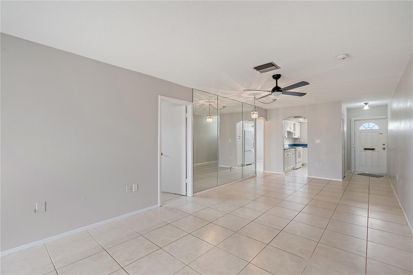 2802 SWIFTON DR #V102, SARASOTA, FL, 34231