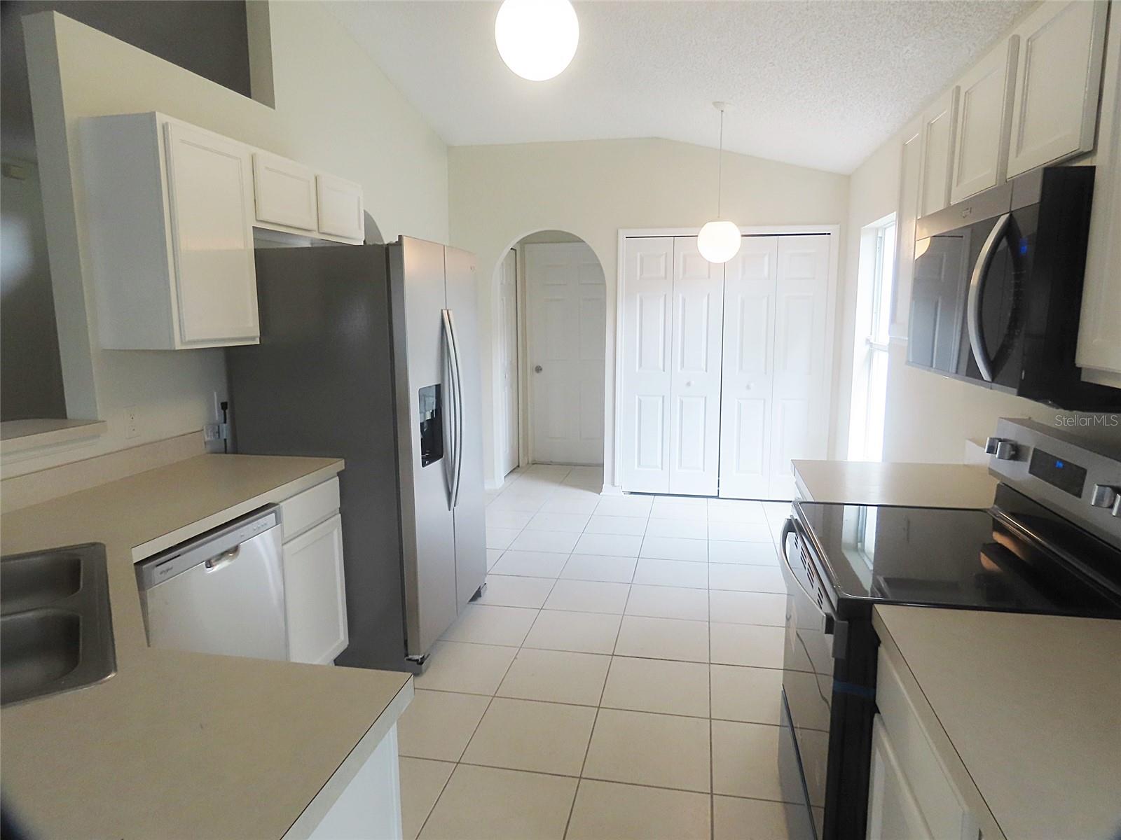 118 ROYALTY CIR, SANFORD, FL, 32771