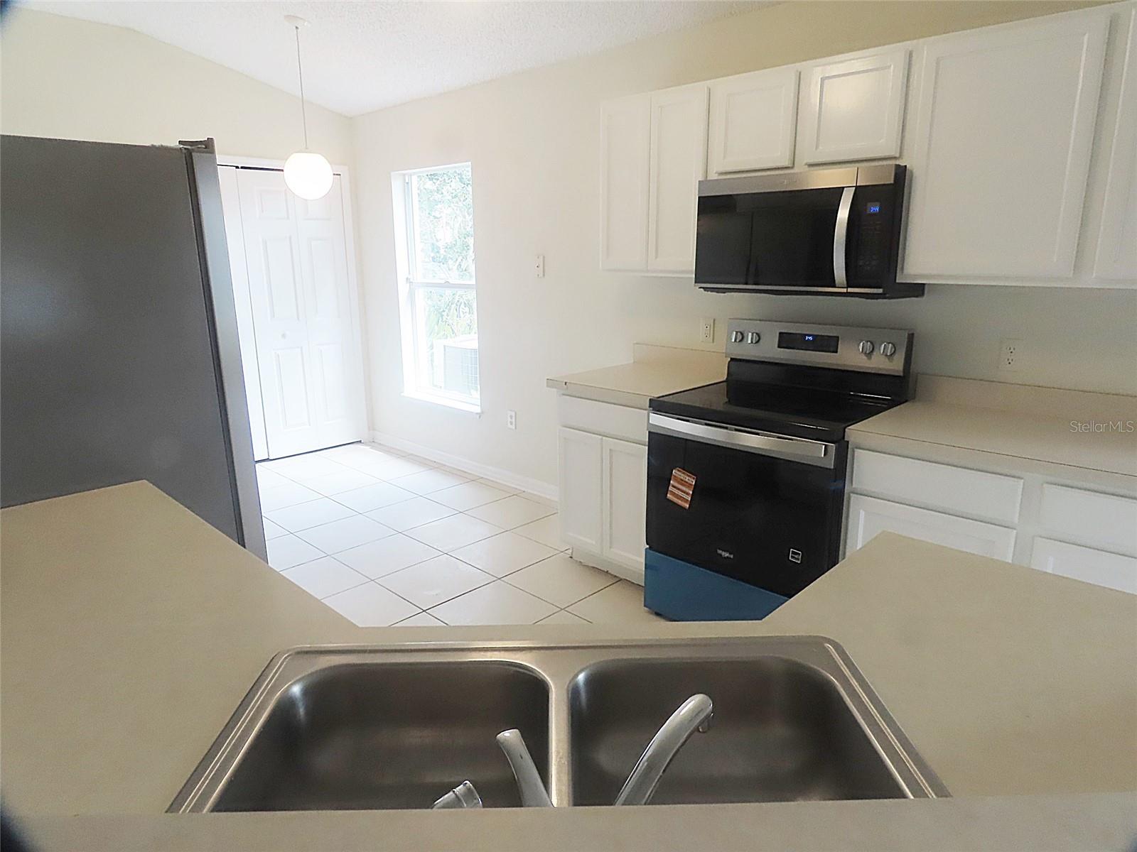 118 ROYALTY CIR, SANFORD, FL, 32771