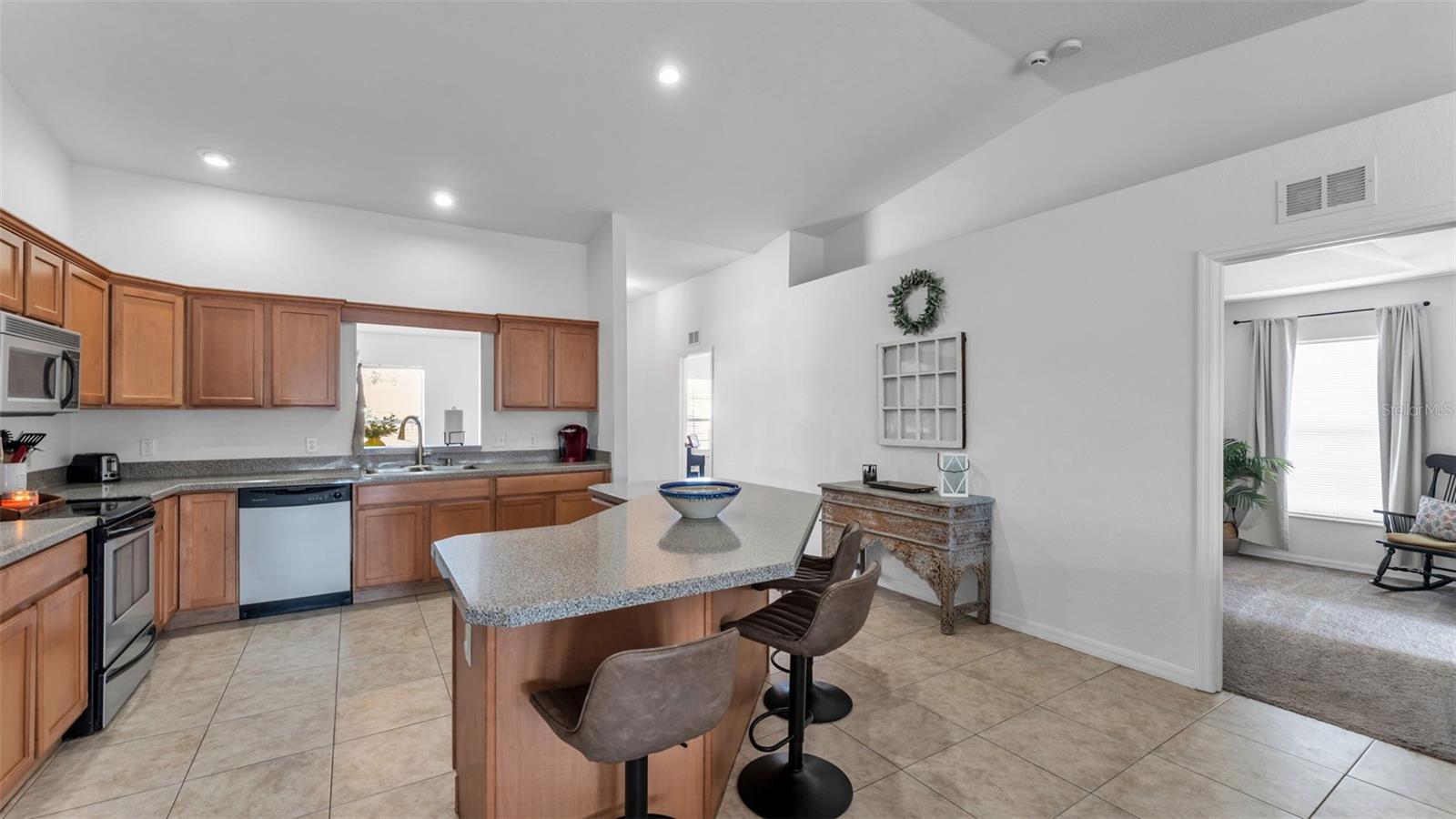 6146 MISSION DR, LAKELAND, FL, 33812