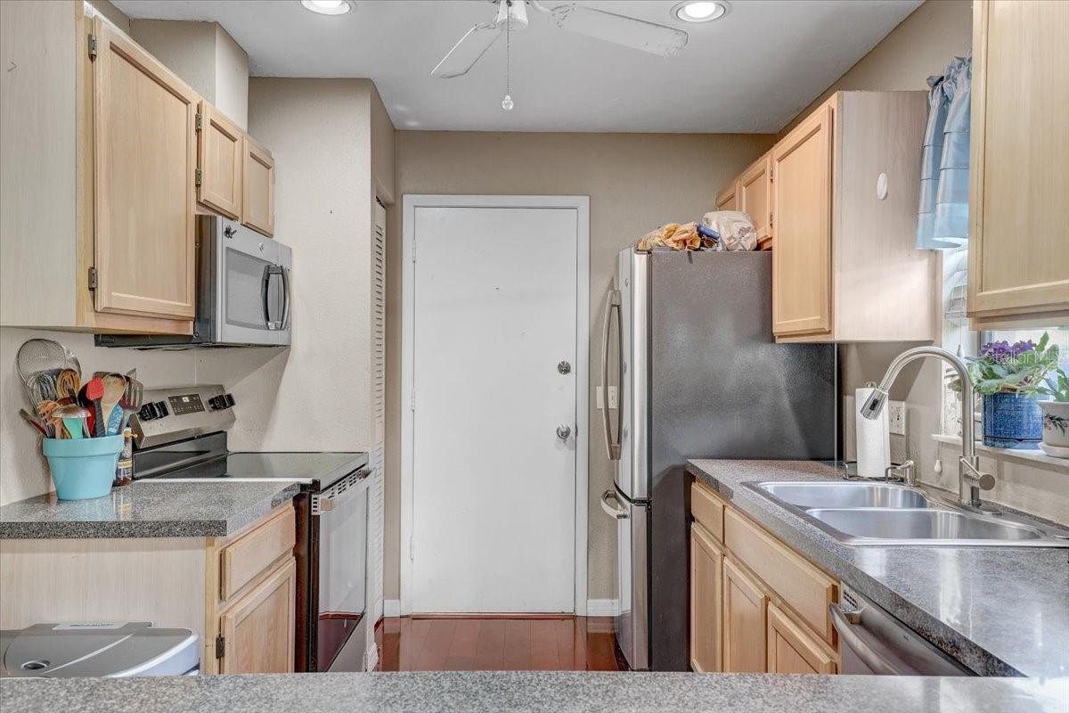222 GLENWOOD AVE, OSPREY, FL, 34229