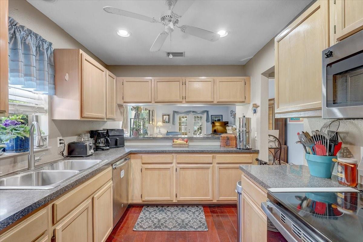 222 GLENWOOD AVE, OSPREY, FL, 34229