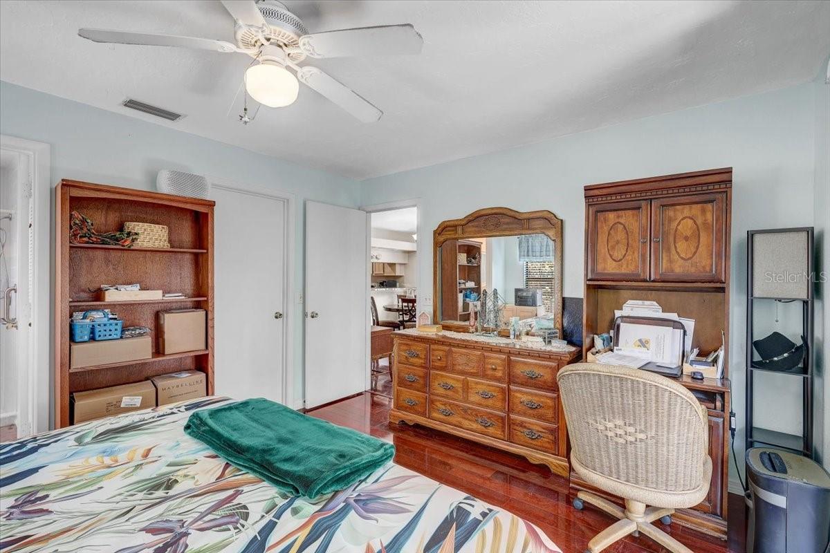 222 GLENWOOD AVE, OSPREY, FL, 34229