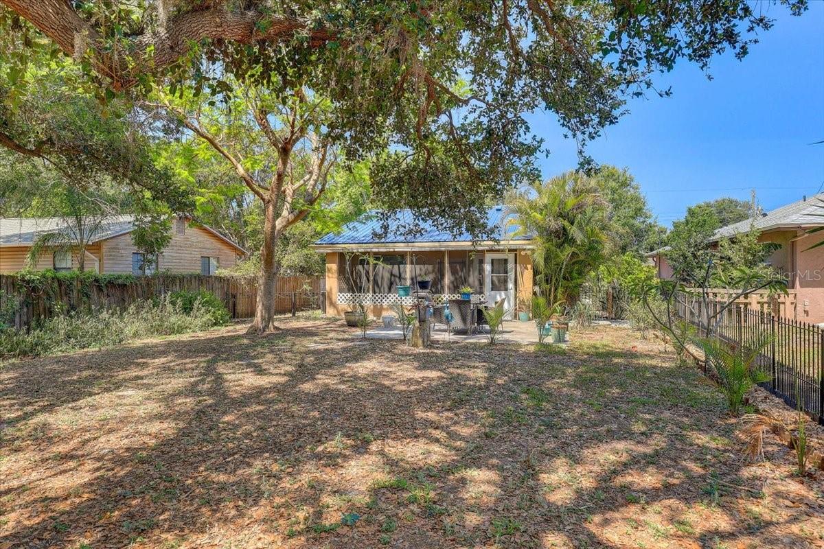 222 GLENWOOD AVE, OSPREY, FL, 34229