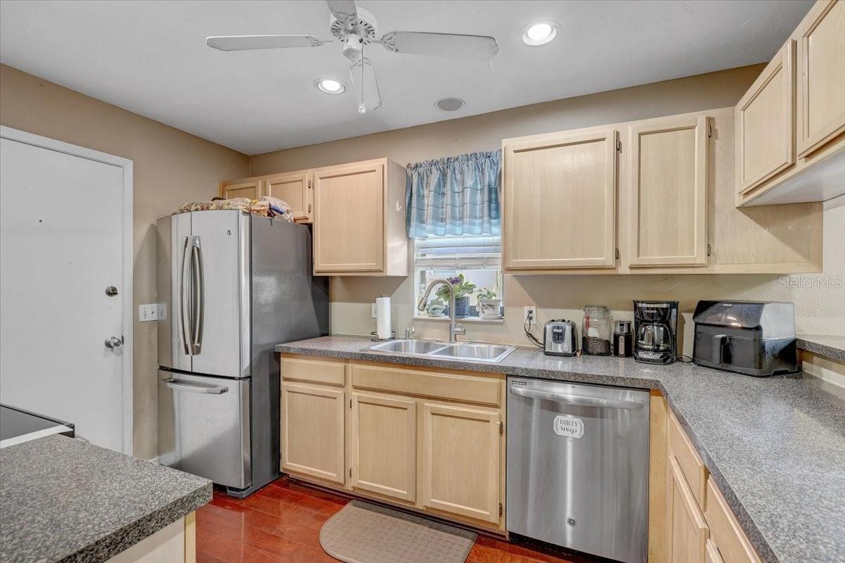 222 GLENWOOD AVE, OSPREY, FL, 34229