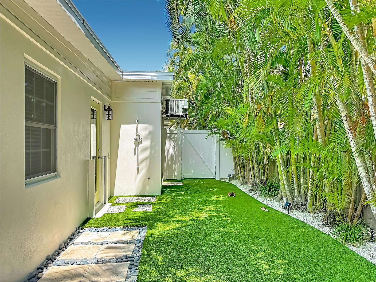 307 68TH, HOLMES BEACH, FL, 34217