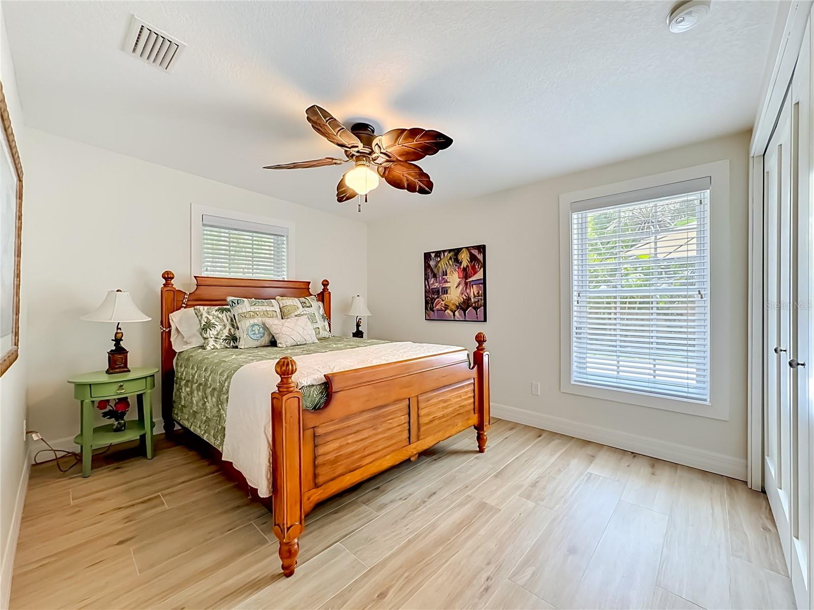 307 68TH, HOLMES BEACH, FL, 34217