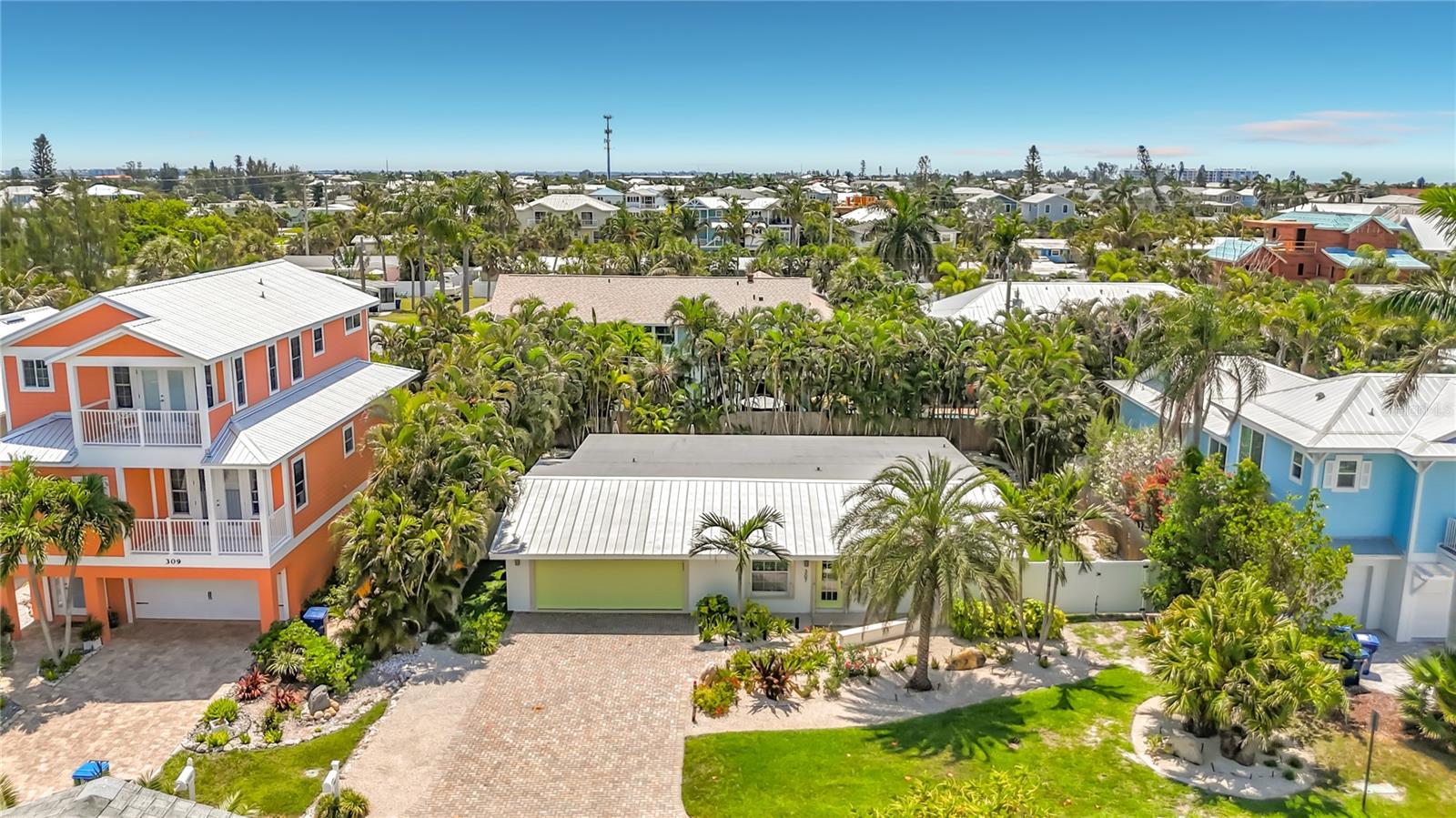 307 68TH, HOLMES BEACH, FL, 34217