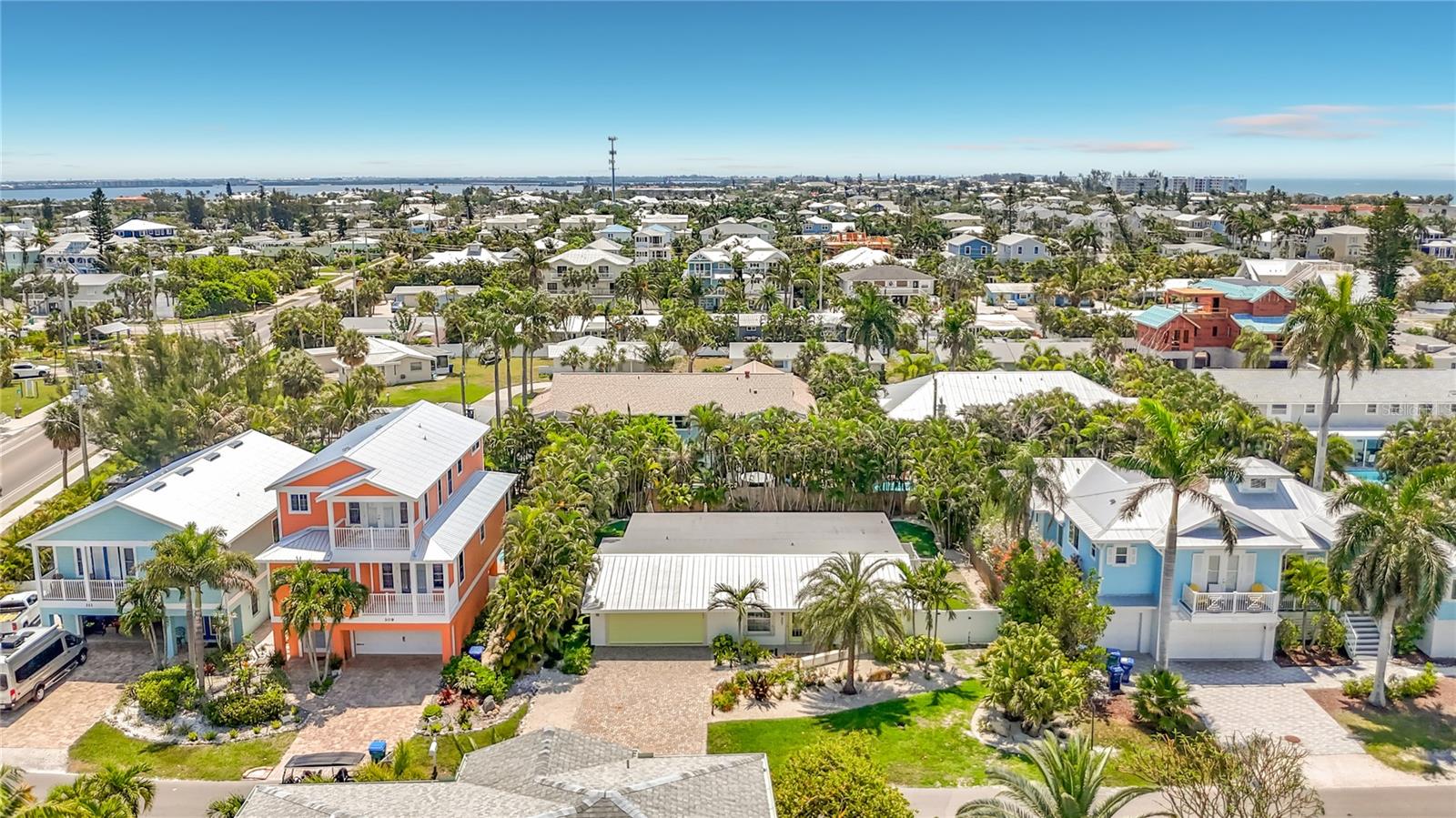 307 68TH, HOLMES BEACH, FL, 34217