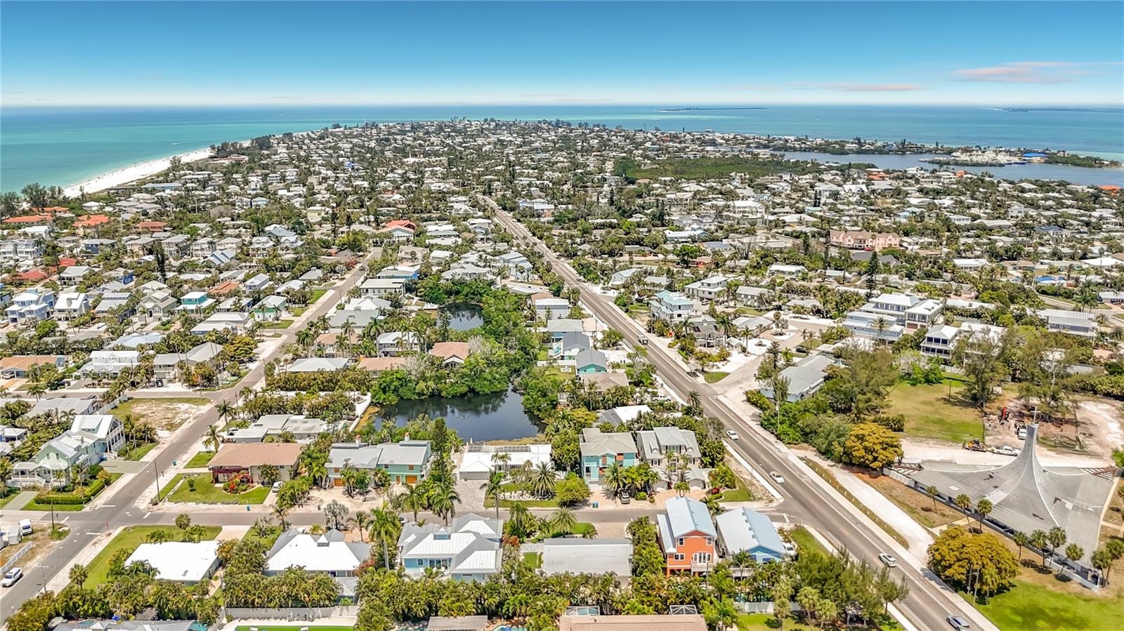 307 68TH, HOLMES BEACH, FL, 34217