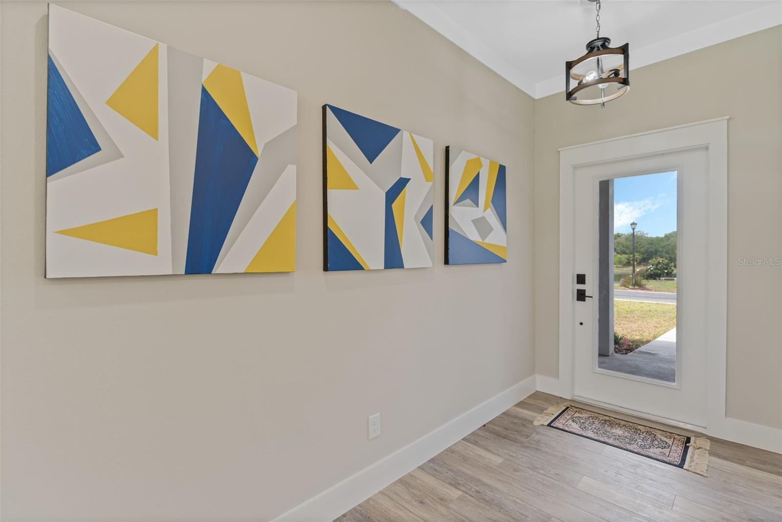 100 FAIRWAY CIR, UMATILLA, FL, 32784