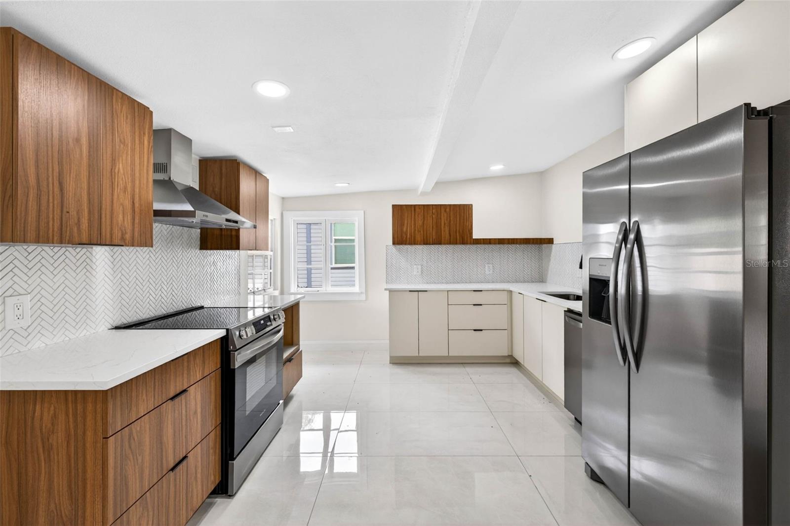 834 E LIME ST, LAKELAND, FL, 33801