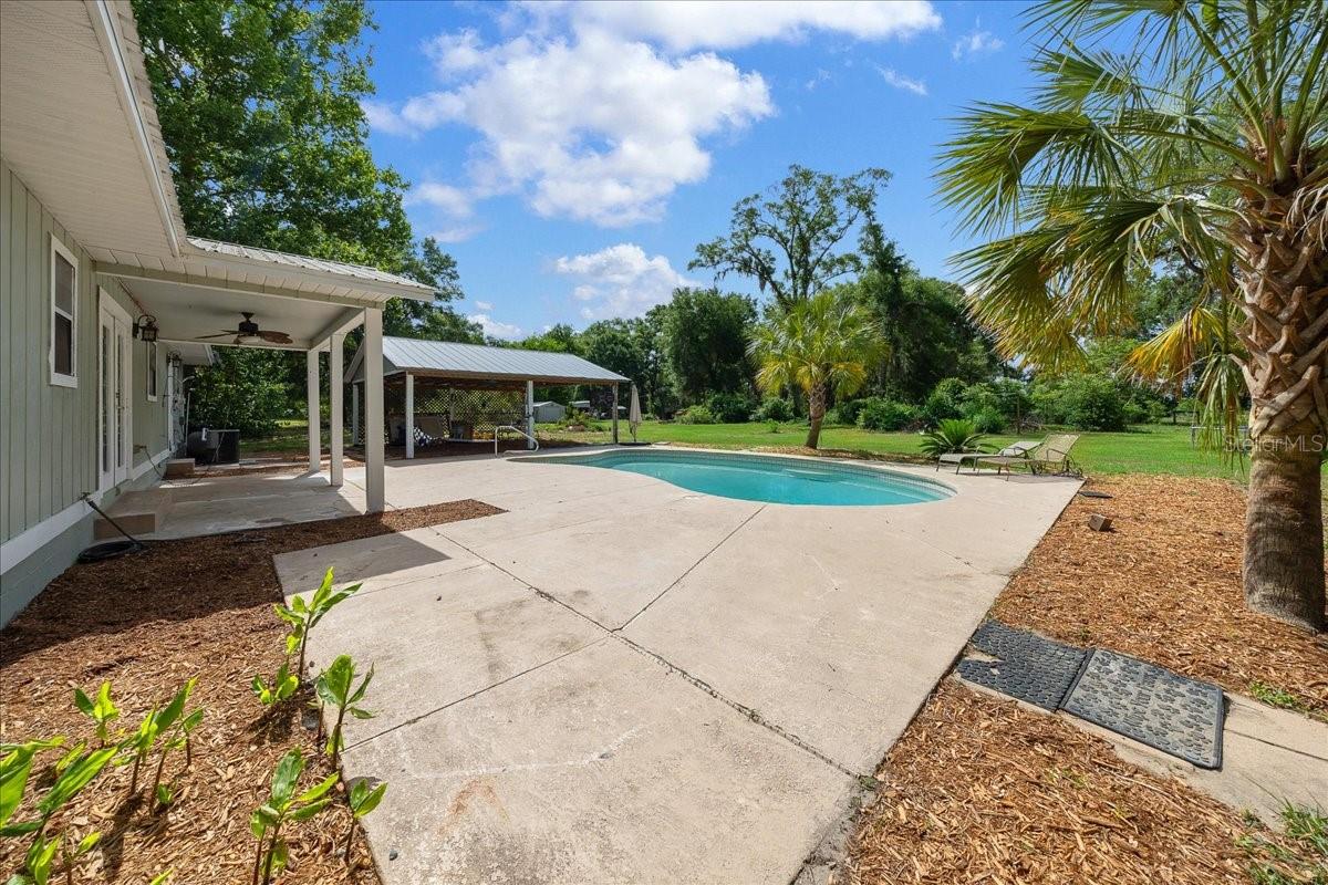 1869 SW 32ND PL, BELL, FL, 32619