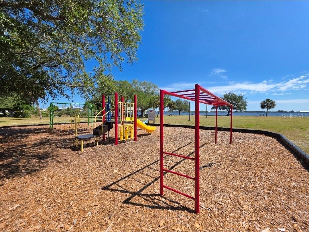 5133 LATHAM TER, PORT CHARLOTTE, FL, 33981