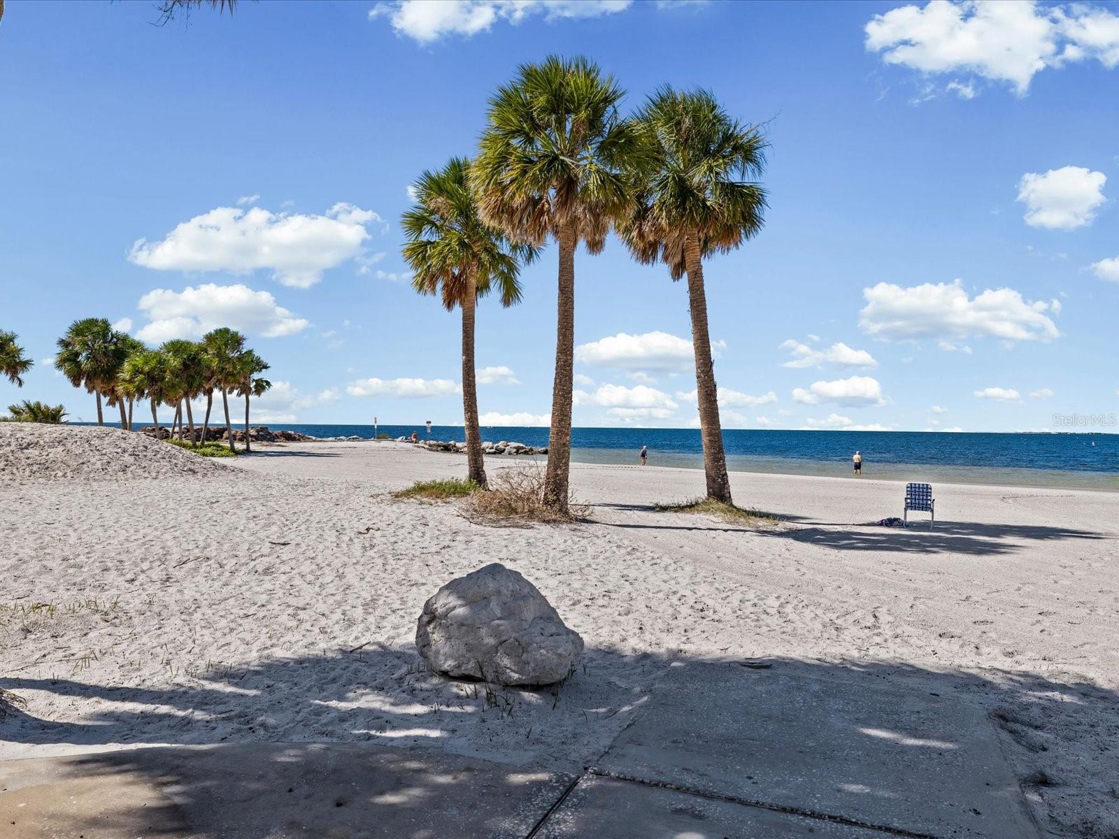 1647 SEA BREEZE DR, TARPON SPRINGS, FL, 34689