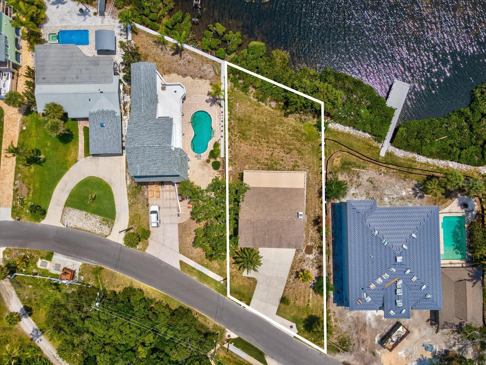 1647 SEA BREEZE DR, TARPON SPRINGS, FL, 34689