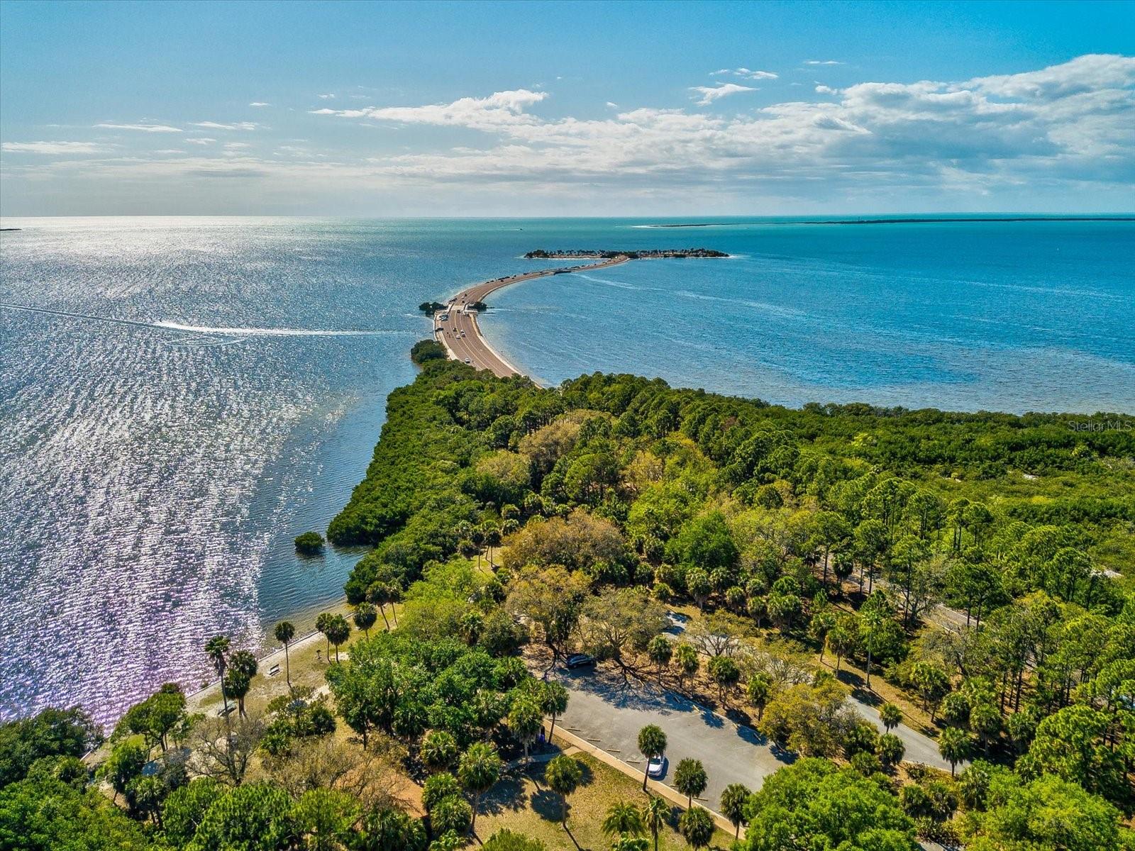 1647 SEA BREEZE DR, TARPON SPRINGS, FL, 34689