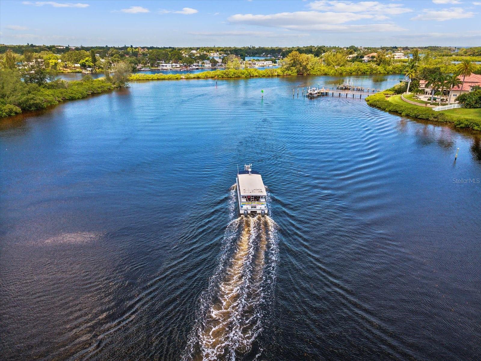 1647 SEA BREEZE DR, TARPON SPRINGS, FL, 34689