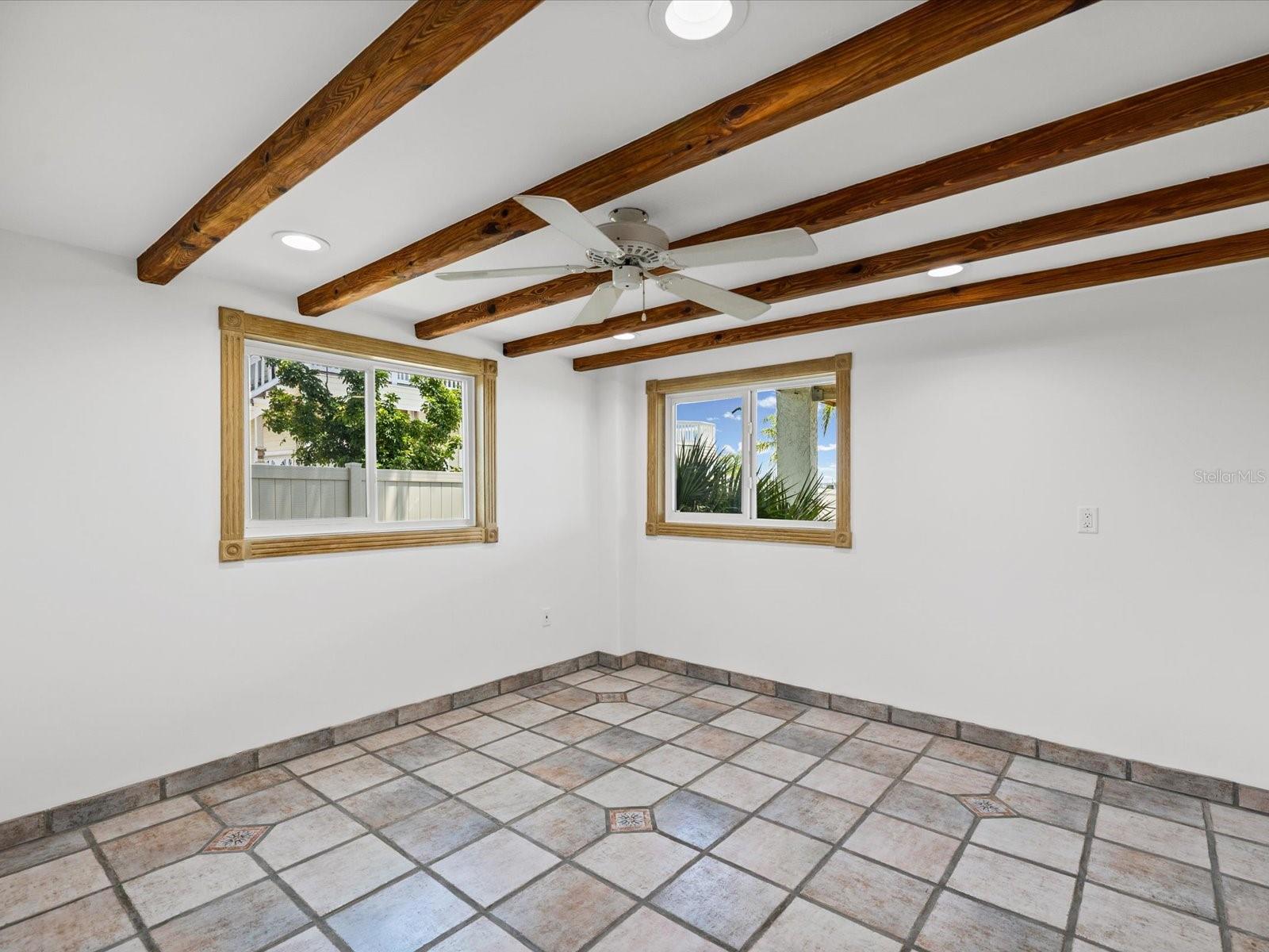 1647 SEA BREEZE DR, TARPON SPRINGS, FL, 34689
