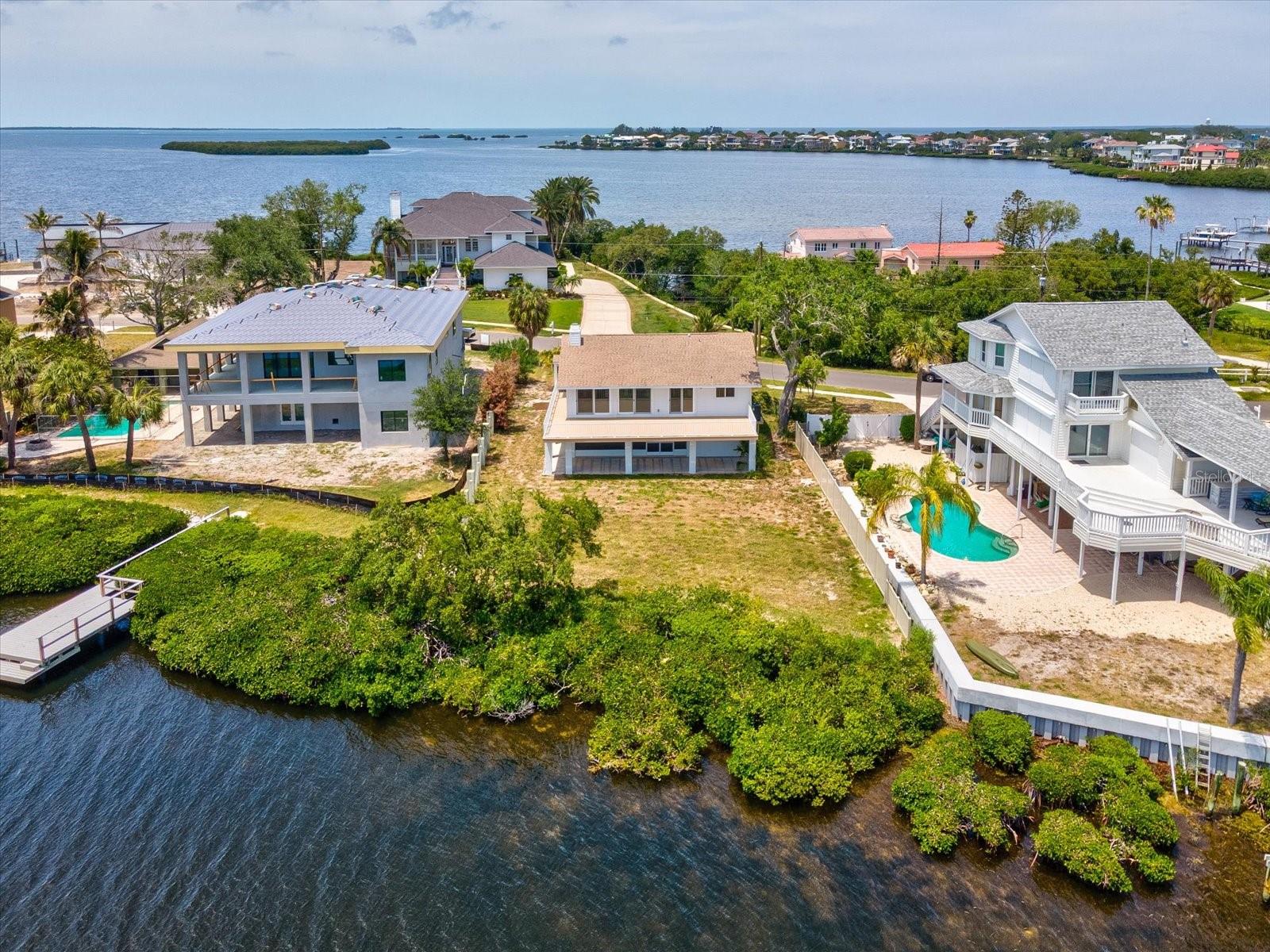 1647 SEA BREEZE DR, TARPON SPRINGS, FL, 34689