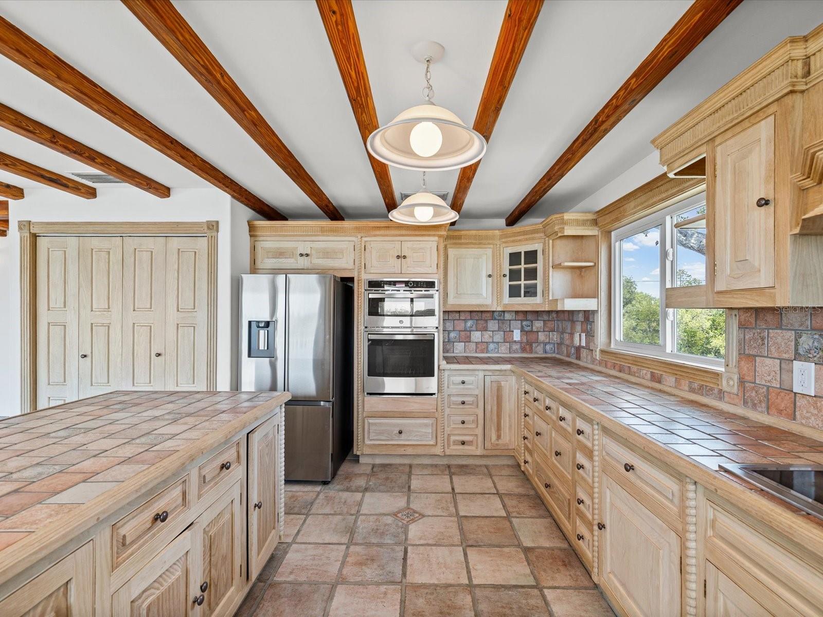 1647 SEA BREEZE DR, TARPON SPRINGS, FL, 34689