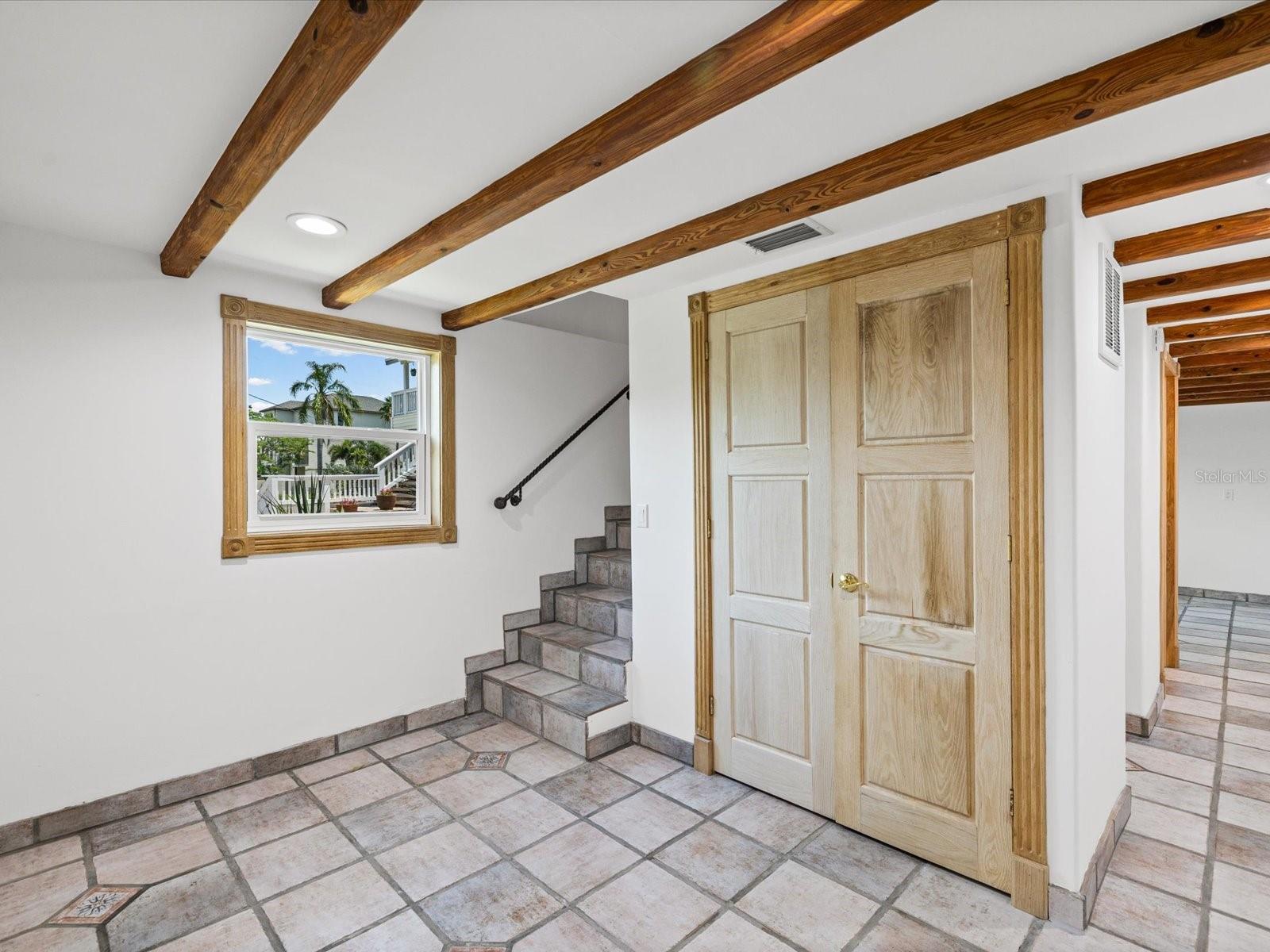 1647 SEA BREEZE DR, TARPON SPRINGS, FL, 34689