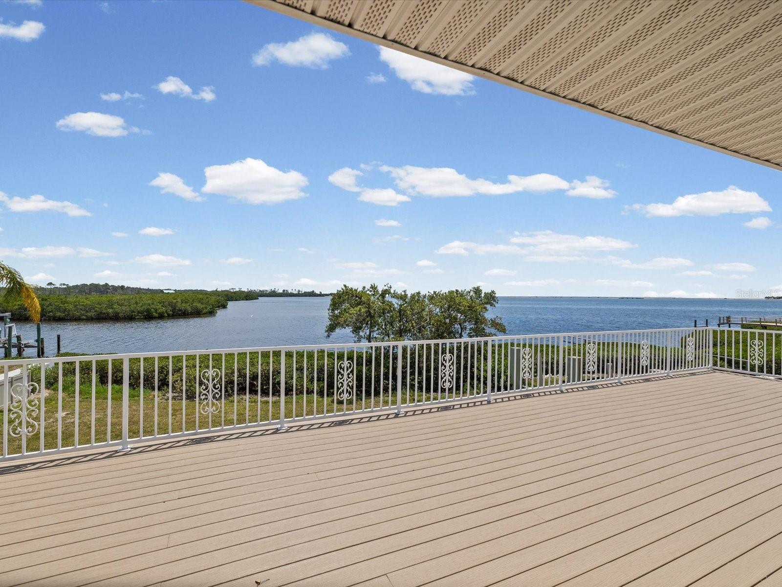 1647 SEA BREEZE DR, TARPON SPRINGS, FL, 34689
