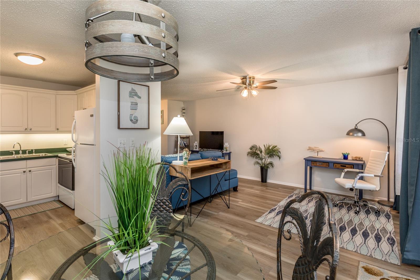 5 VISTA PALM LN #203, VERO BEACH, FL, 32962