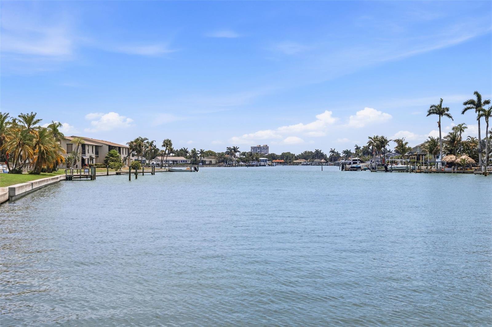 554 PLAZA SEVILLE CT #103, TREASURE ISLAND, FL, 33706