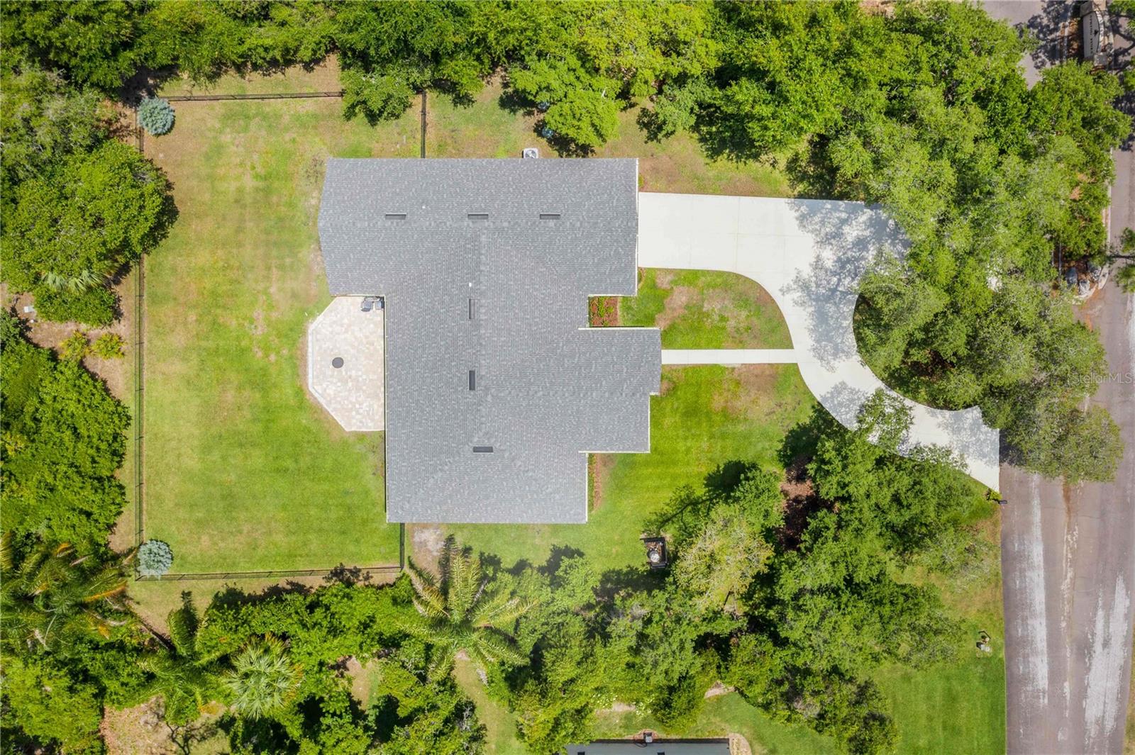 1 PINE FOREST DR, HAINES CITY, FL, 33844