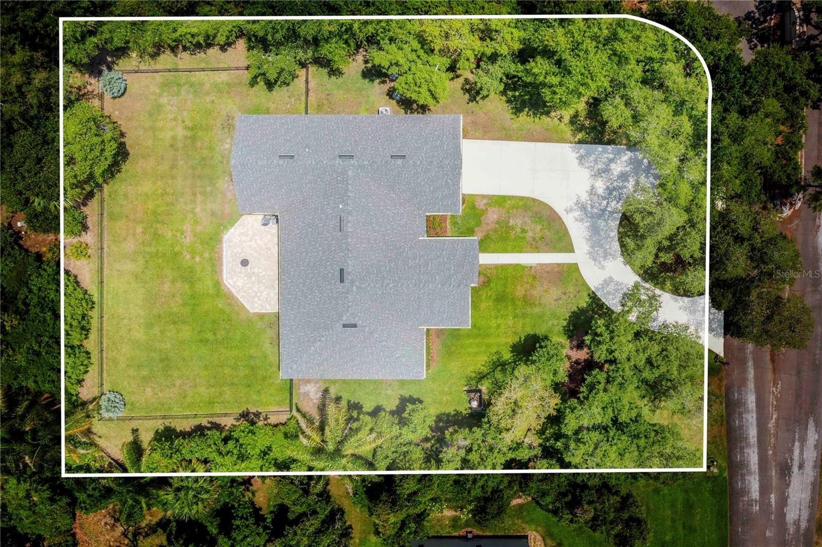 1 PINE FOREST DR, HAINES CITY, FL, 33844