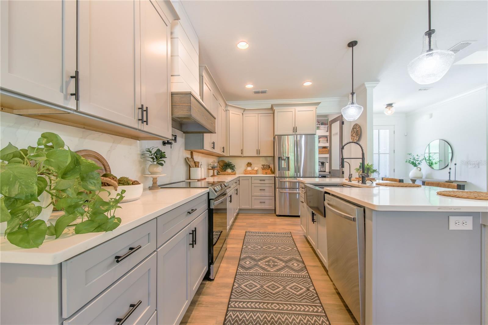1 PINE FOREST DR, HAINES CITY, FL, 33844