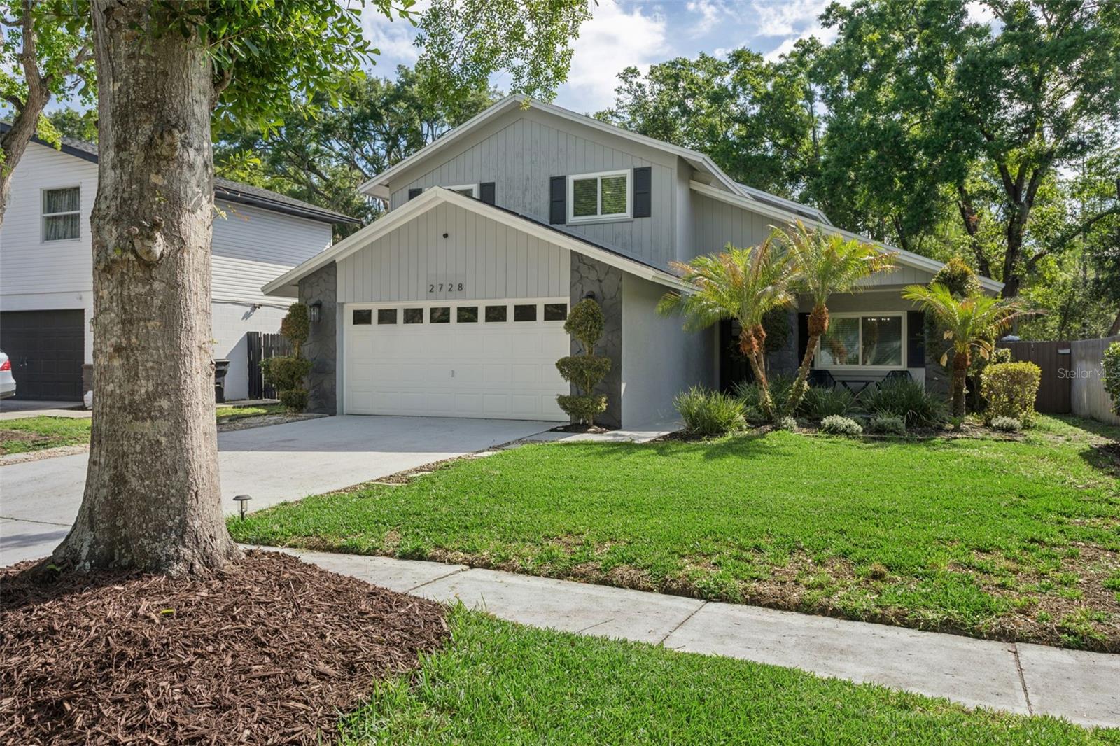 2728 LAKEVILLE DR, TAMPA, FL, 33618