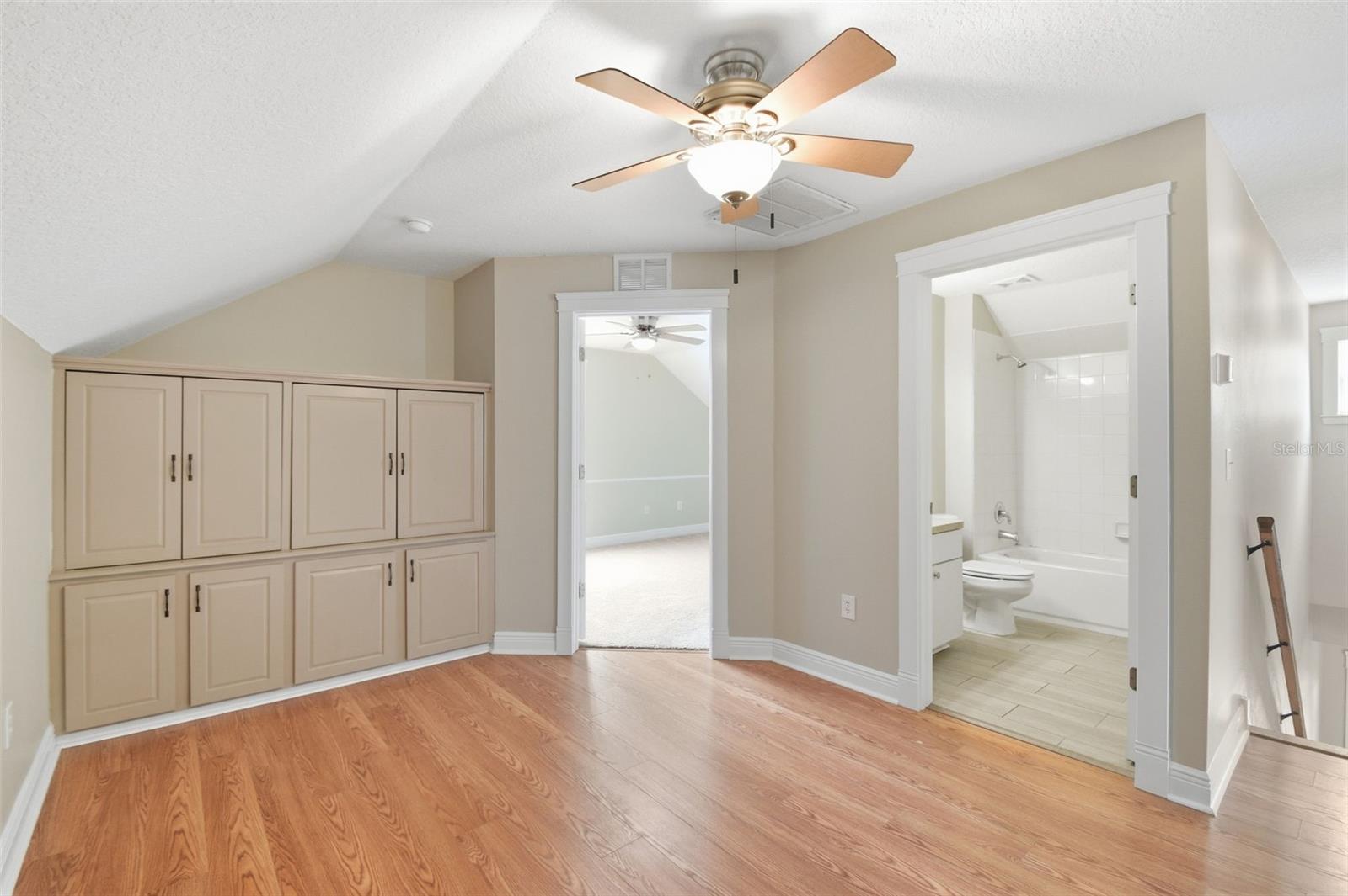 6409 BRIDGECREST DR, LITHIA, FL, 33547