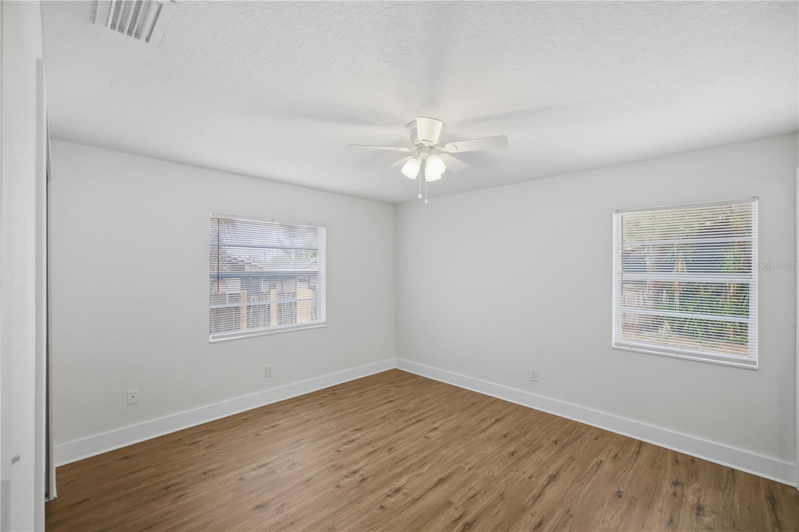4606 E LINEBAUGH AVE, TAMPA, FL, 33617