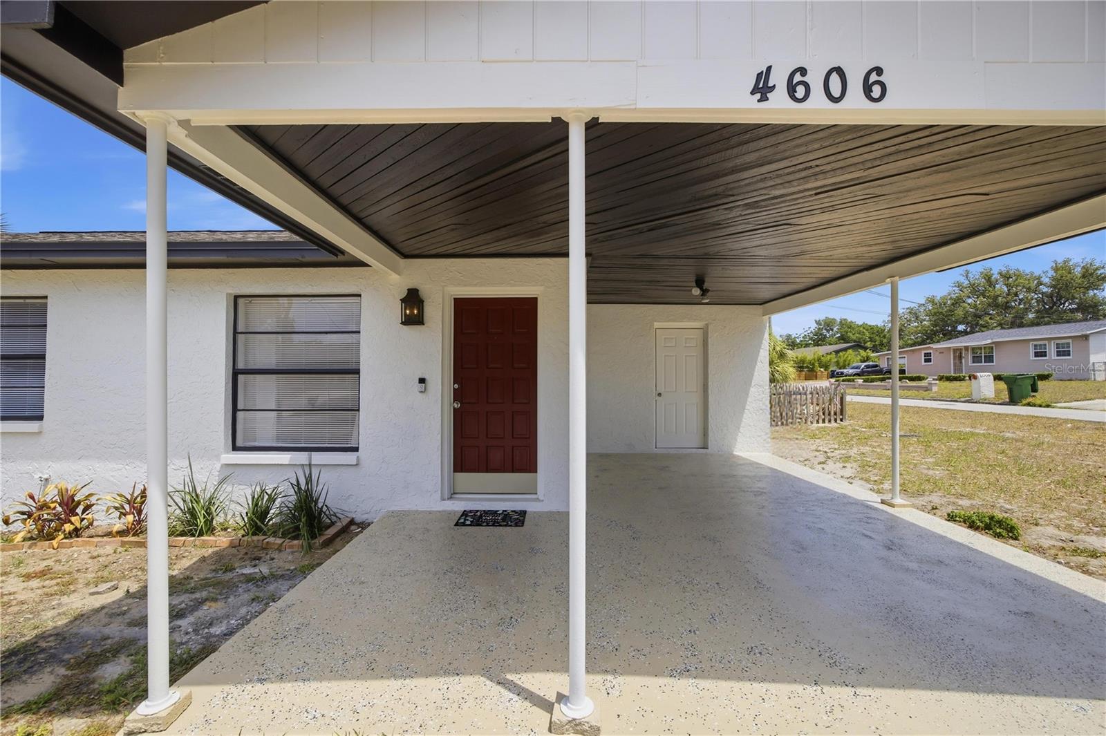 4606 E LINEBAUGH AVE, TAMPA, FL, 33617