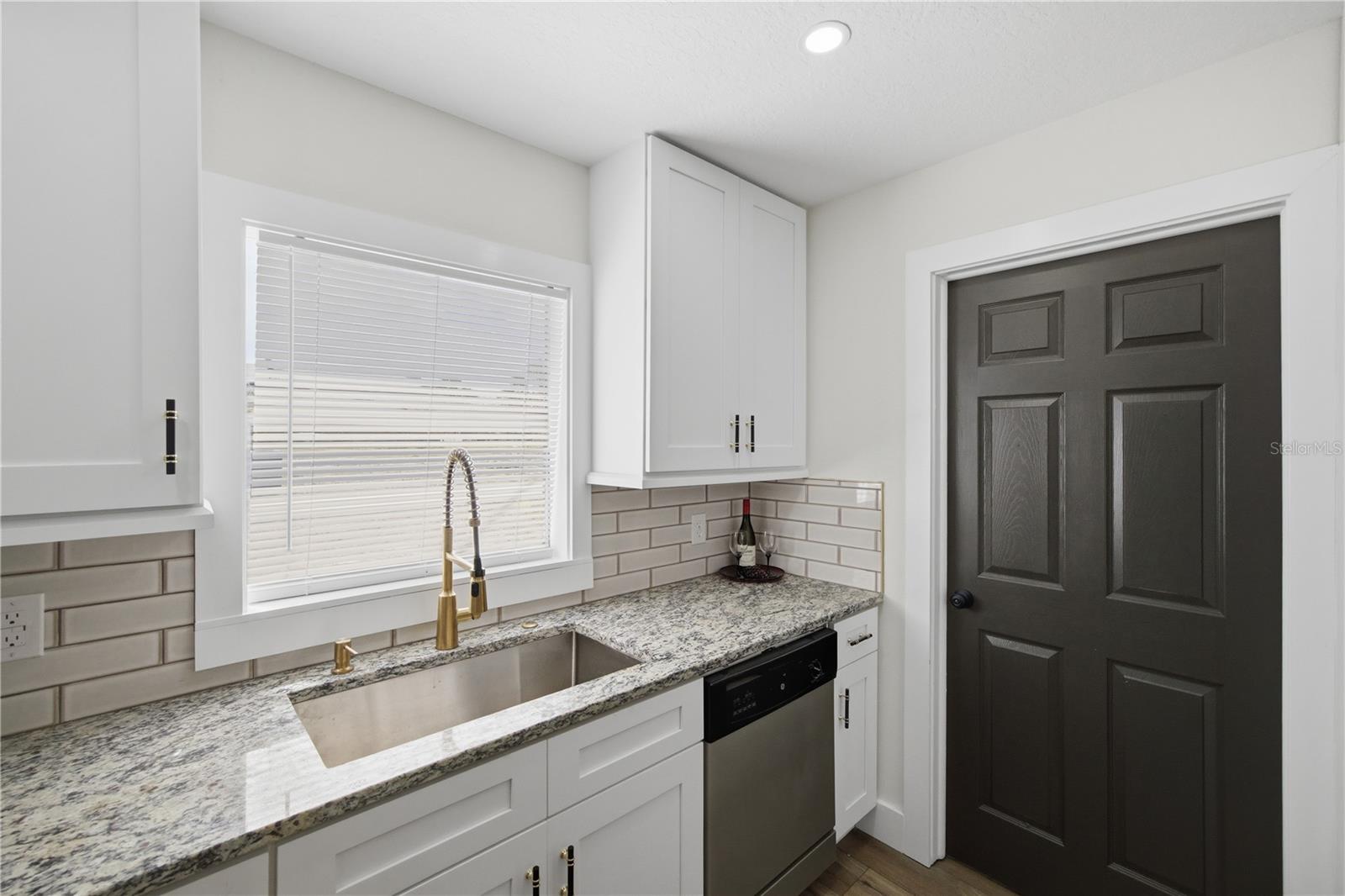 4606 E LINEBAUGH AVE, TAMPA, FL, 33617