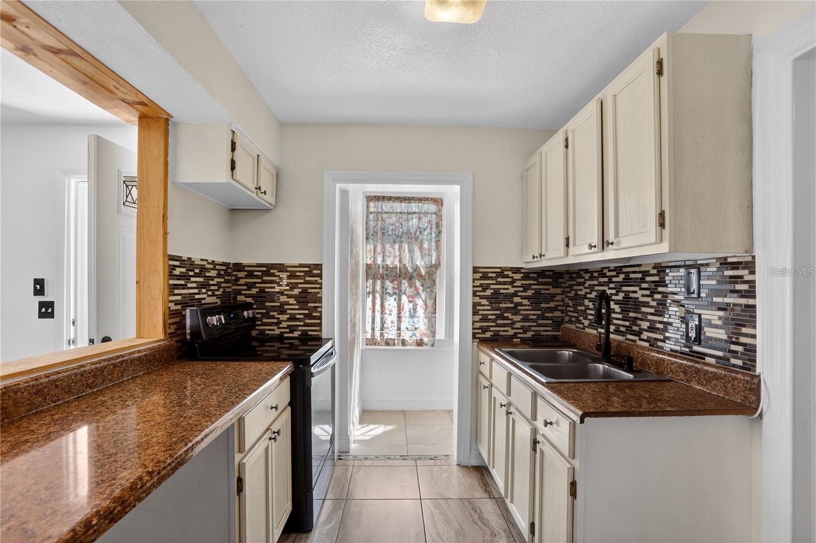 8071 RHEA CIR, ORLANDO, FL, 32807