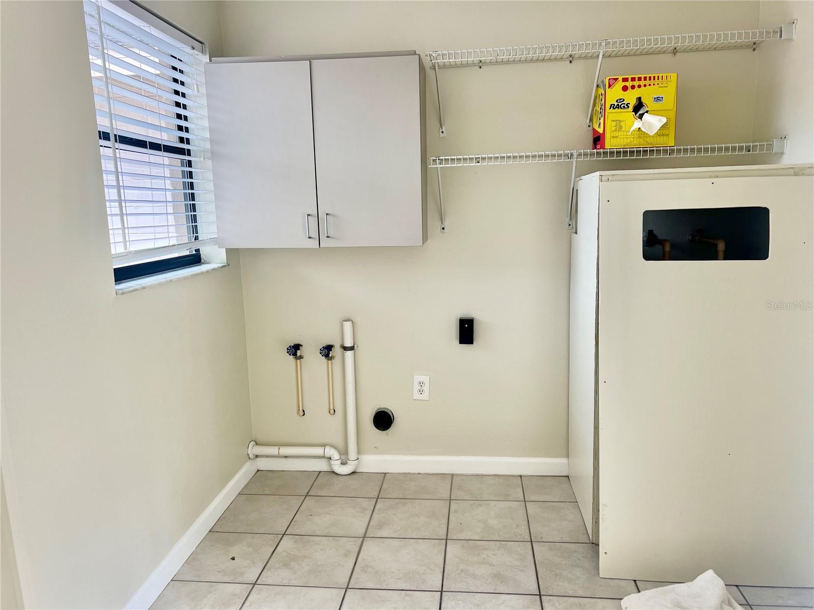 3110 W IVY ST, TAMPA, FL, 33607
